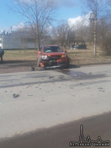 ДТП в посёлке Русско- высоцкое, столкнулись поло и Opel мокка, все живы, подробностей не знаем