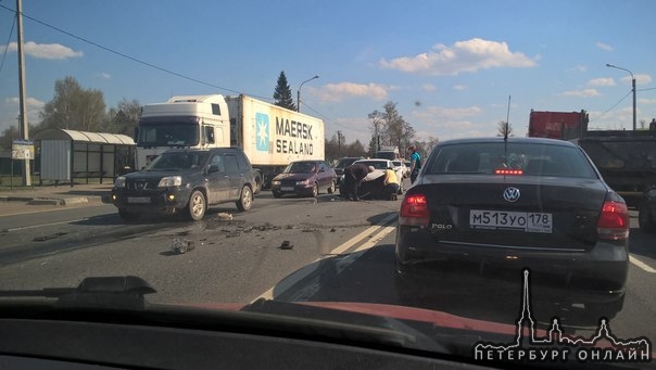 Спб ям ижора. Авария на Московском шоссе в ям Ижоре.