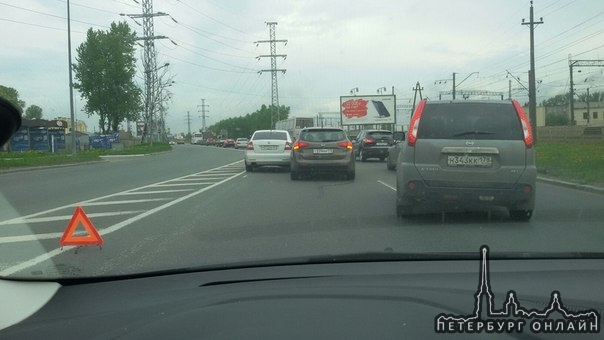 На Воздухоплавотельной улице, по направлению в центр в аккурат там где 3 полосы переходят в 2.