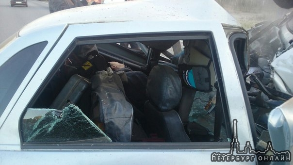 Лобовое столкновение у деревни Жары Тосненский район, десятка и микроавтобус Volkswagen, 2 погибли