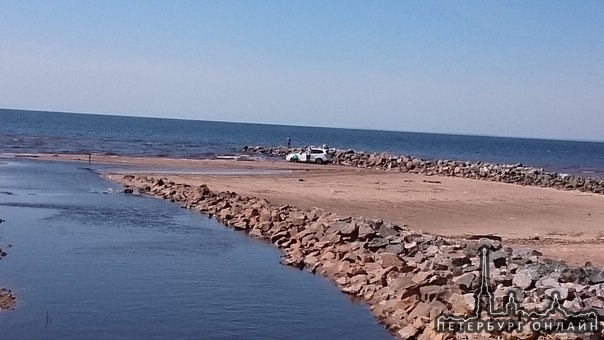 Не удалось искупаться у Пансионата Дюны. Надеюсь, что они там надолго.