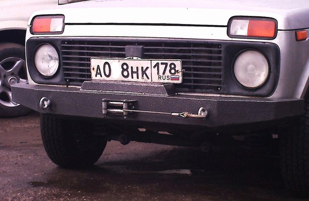 В ночь с 15.05.16 на 16.05.16 был угнан автомобиль"Нива" ВАЗ 2131 серебристого цвета.