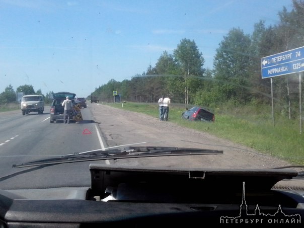 Мурманское шоссе в сторону Питера, объезд,по обочине