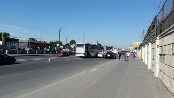 ДТП на обводном, служб нет ,пробке быть .