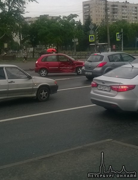 Авария В Колпино на ул веры слуцкой