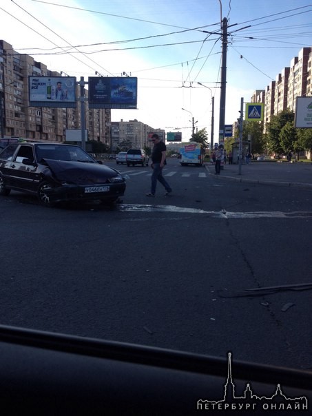 перекрёсток большевиков и подвойского у окея