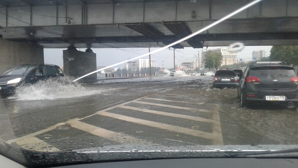 Под володарским мостом потоп