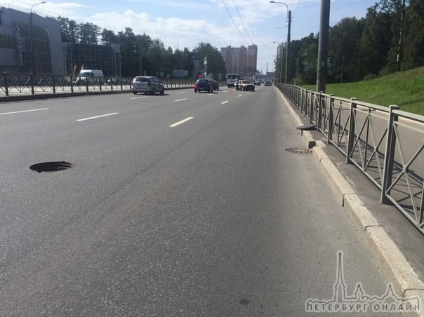 Если вдруг у кого-нибудь есть видео с сегодняшнего ДТП на испытателей с видеорегистратора , прошу ск...