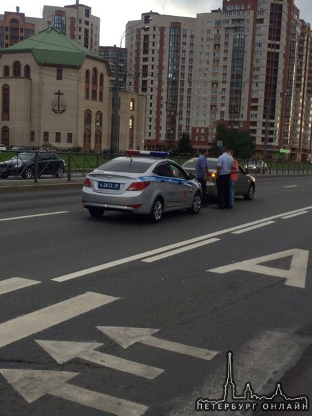 ДТП на Ленинском с участием самих дпс, полицейский Solaris въехал в Mitsubishi
