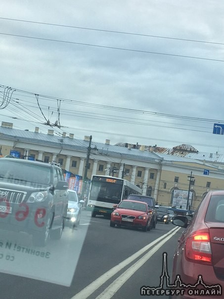Дворцовый мост в сторону Невского, левый ряд