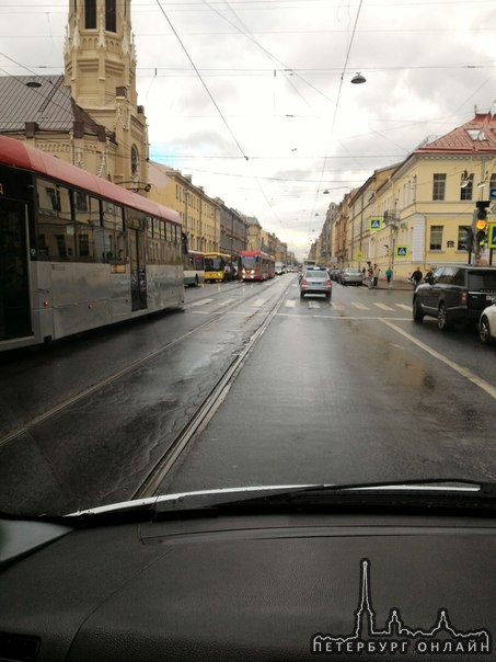 ФВ и маршрутка устроили ДТП на . Среднем 16 . Трамваи стоят.Затор до 8 линии.