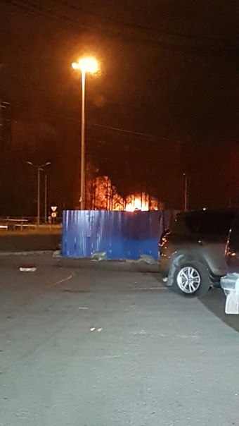 Пожар на Суздальском рядом с Выбогским шоссе д200