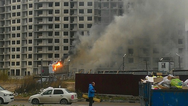 Друзья! Будьте внимательны на дорогах. Обледенение на виадуке по Энгельса.