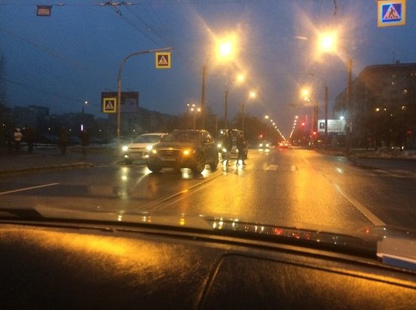 На пересечении будапештской и турку ДТП. ДПС на месте, похоже сбили пешехода.