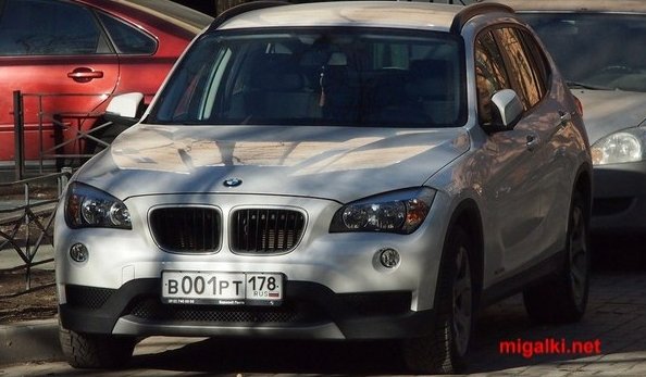 06.12.2016 с 8-10 , была угнана BMW X1 (белая)2013 года выпуска , номер В001РТ178