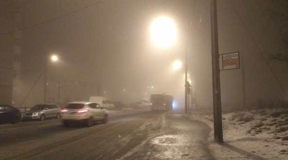 Туман на Таллиннском и в Красном селе. Видимость 50 метров. Гололедица.