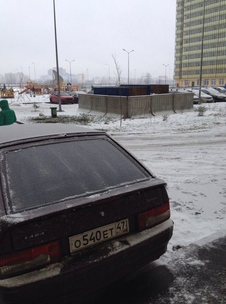 Народ, ЛЮДИ!!! Помогите пожалуйста. Приехал с отпуска, акум умер, проводов нет, сам не с этого район...