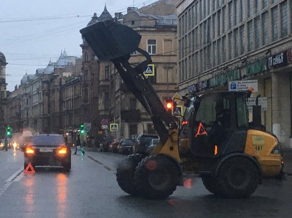 Д.Т.П с погрузчиком на Некрасова.