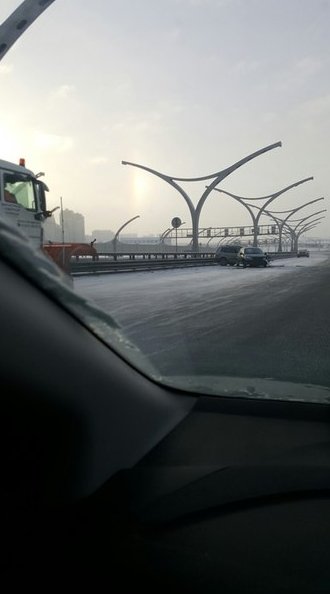 Два дорожно-транспортных происшествия на Западном скоростном диаметре около стадиона Зенит Арена на ...