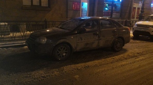 Помогите пожалуйста отвезти машинку домой..заблокировался брелок,машина орет как резанная от чего се...