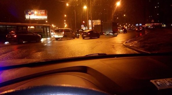 Авария. Проспект Стачек около Максидома в сторону города. ГАЗель и Volkswagen. Перекрыта правая пол...