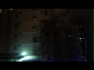 В доме 90 к 3 на улице Савушкина сгорела квартира на 3 этаже, в тушении было задействовано 5 единиц...