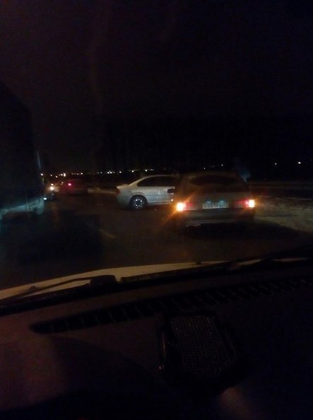 Замес на Киевском шоссе в сторону города. Между Красносельским и Волхонским. 6 машин насчитал. Сколь...