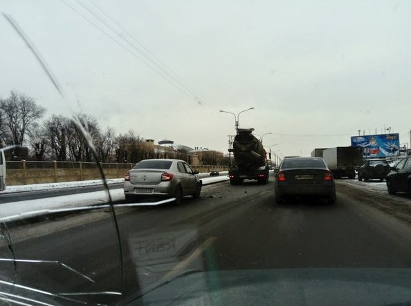 Московское шоссе 13 левый ряд в область пробка легкая