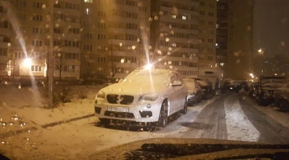 Ночью 1 марта с парковки от дома 12 корп. 1 на ул.Маршала Кузнецова (Красносельский район) угнали ав...