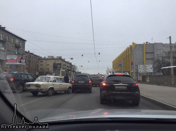 ДТП на перекрёстке Маршала Говорова и ул. Трефолева.