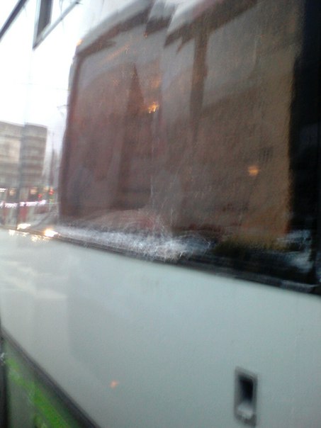У метро улица Дыбенко столкнулись автобуса, троллейбусам не проехать пробка есть в сторону Большевик...
