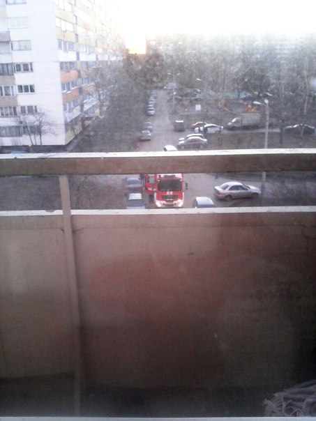 На Здоровцева, дом 10 загорелась какая-то квартира на 5 этаже. Пожарные приехали сразу. Подробностей...