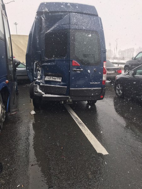 Авария на киевском шоссе, недоезжая гатчинской объездной