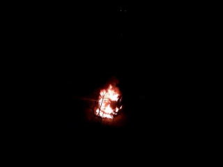 Сгорела машина Renault Sandero во дворе дома по адресу Северный пр. 85 примерно в 3 часа ночи...