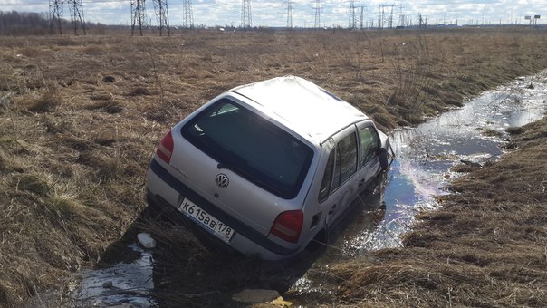 На Софийской в р-не Петрославянки произошло ДТП ориентировочно в 9:45, столкнулись Volkswagen Поинт...
