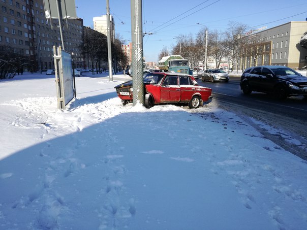 Перекресток ул.Солдата Корзуна и пр.Ветеранов.