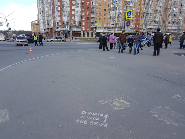 На Богатырском закрыли дорогу.