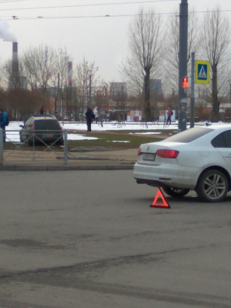 Перекресток Караваевской и Прибрежной. Только что.