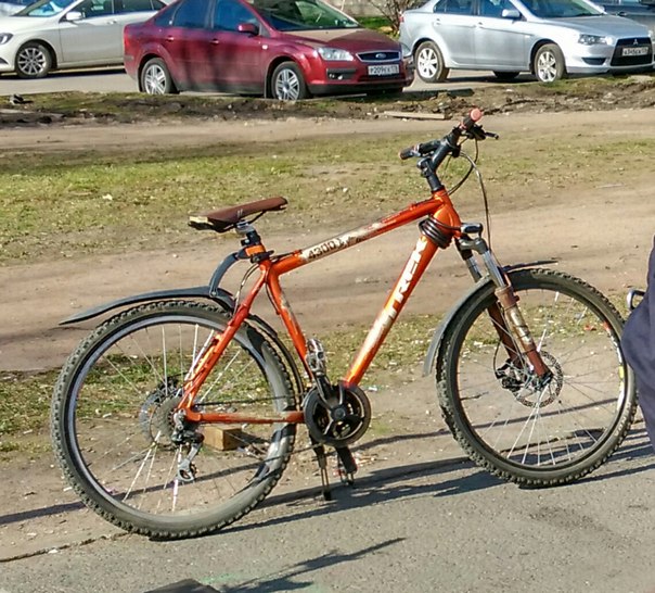 26 мая украли велосипед TREK 4300 от школы 344 в Невском районе (Тельмана 47) около 13:10. По камер...