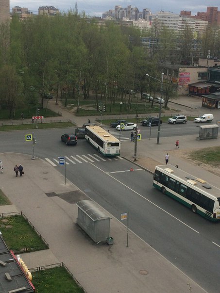 ДТП с автобусом на перекрёстке Тимуровского и Ушинского