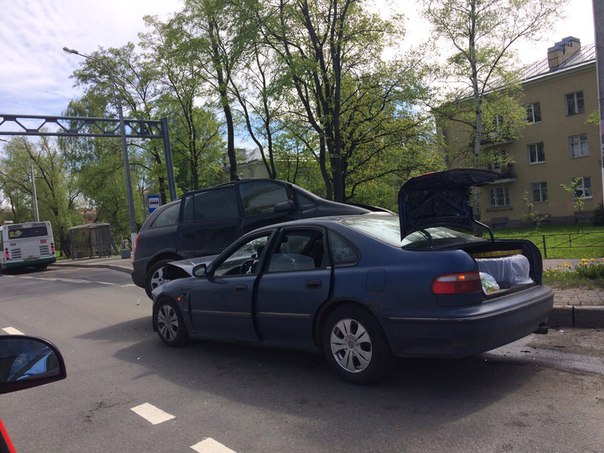 Санкт-Петербургское шоссе, Стрельна Пробки пока нет.