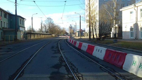 В связи с капитальным ремонтом трамвайных путей с сегодняшнего утра полностью закрыто движение транс...