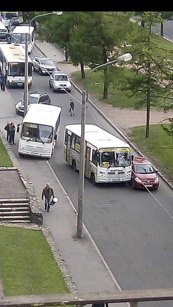 ДТП на Замшиной улице от Блюхера в сторону Бестужевской
