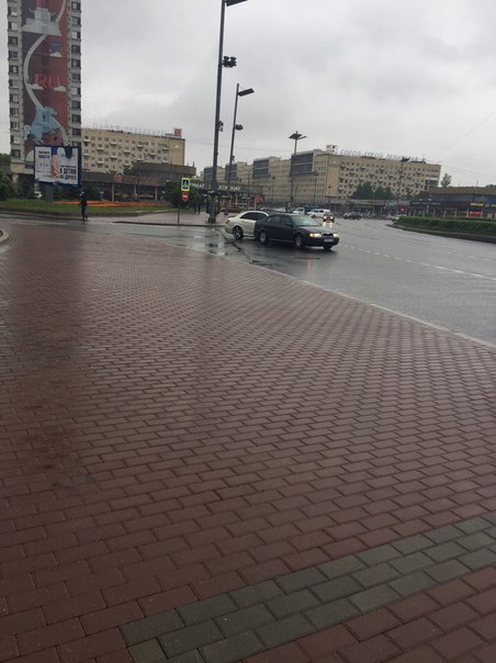 ДТП при выезде на Площадь Победы