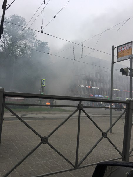 Загорелась машина на Московском проспекте