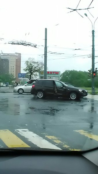 ДТП на перекрестке Турку и Будапештской,