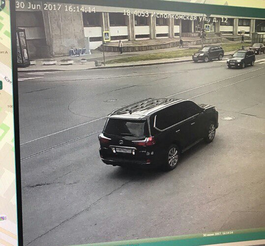 30.06.2017 в Централтном райлне со 2-ой Советской улицы был угнан автомобиль Lexus LX-570, чёрного ц...