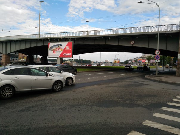 ДТП на Выборгской набережной, перед поворотом на Кантемировскую,