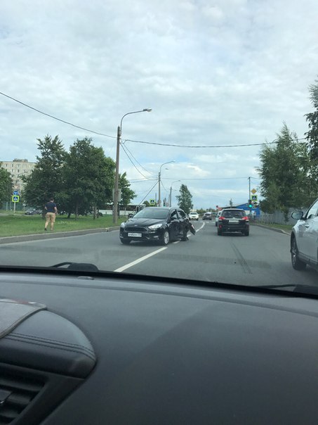 Колпино, перекрёсток Заводского и Машиностроителей, гаи на месте