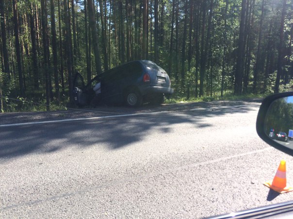 Авария на Приморском шоссе в районе Приветнинского. Затора нет.